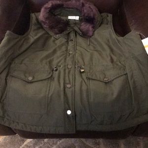 Brand new women’s 3x vest. PLUS SIZE